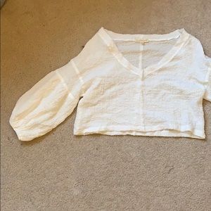 White crop top with quarter sleeves Never Worn